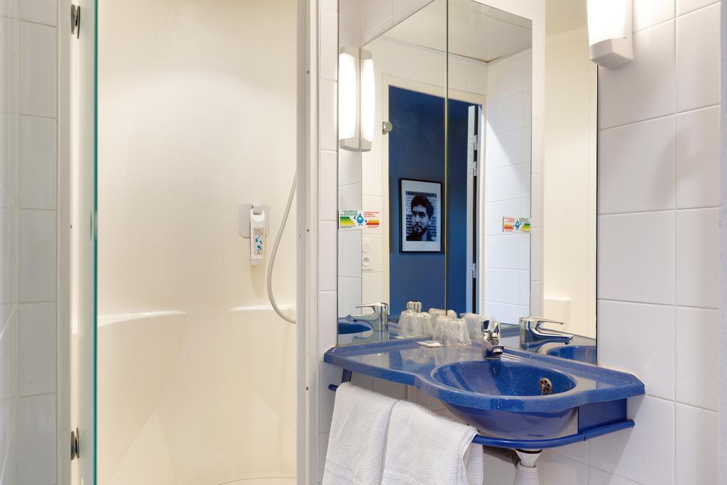 Ibis Budget La Roche Sur Yon Vendespace Mouilleron-le-Captif Eksteriør billede