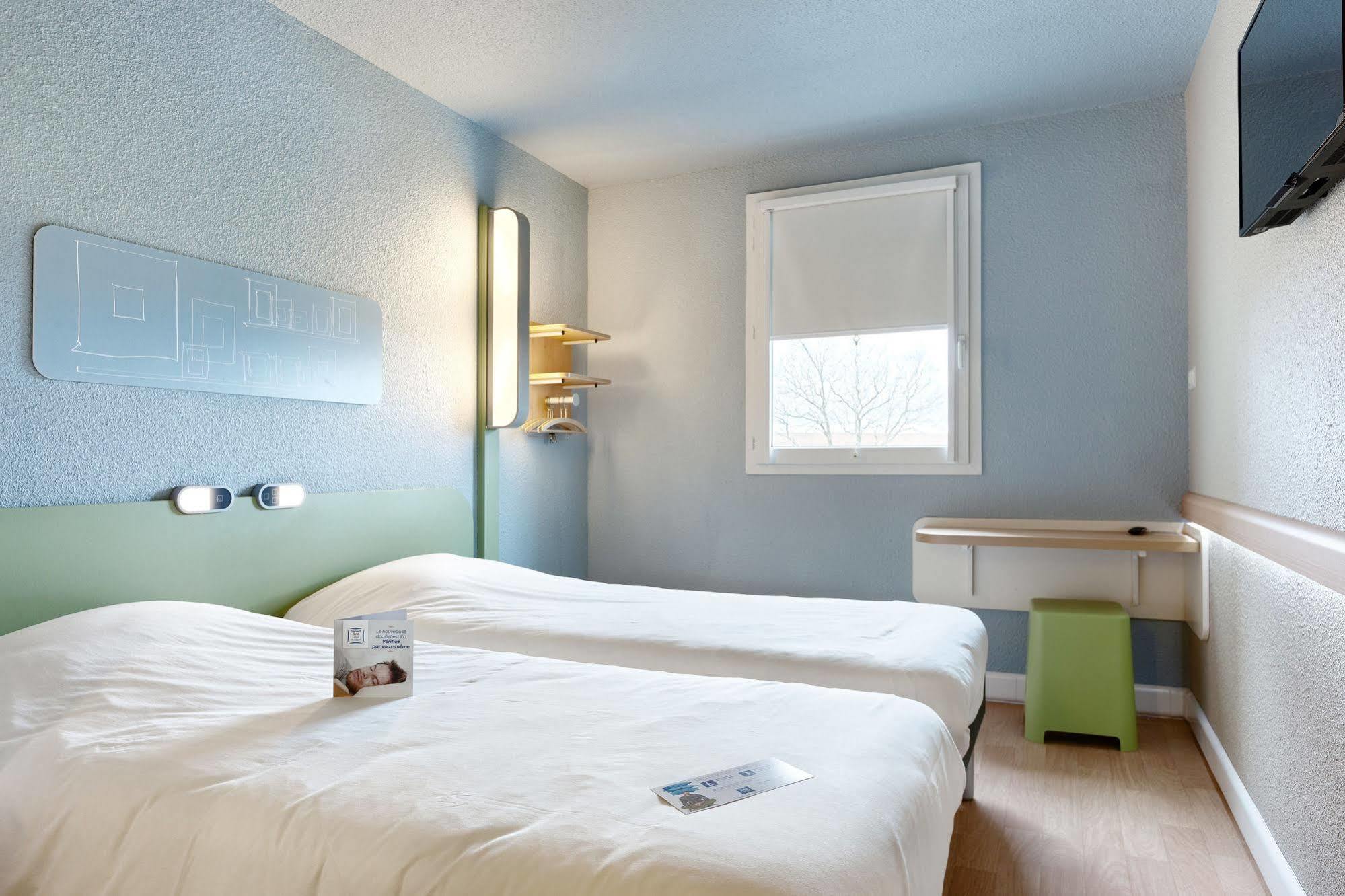 Ibis Budget La Roche Sur Yon Vendespace Mouilleron-le-Captif Eksteriør billede